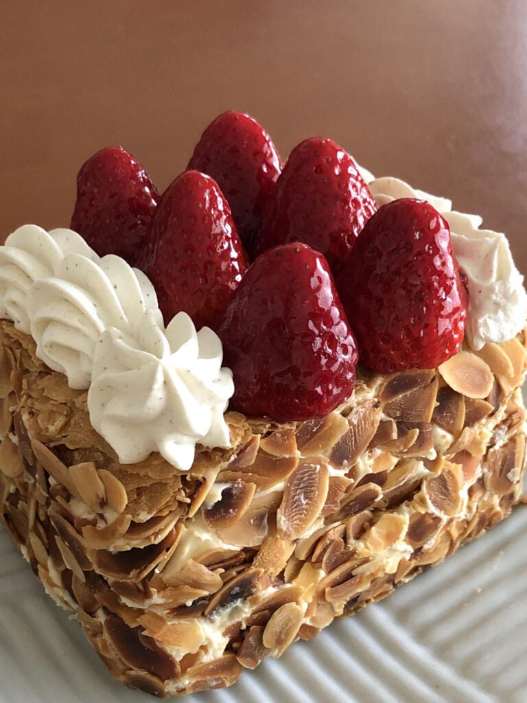 ナポレオンパイは苺のミルフィーユ 一条ゆかりが愛したケーキ グレーテルのかまど わくわく でパワーチャージ